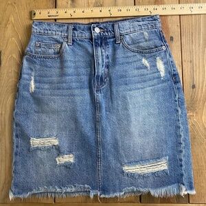 GAP Denim Skirt‎ Pencil Distressed Wash 27 100% Cotton